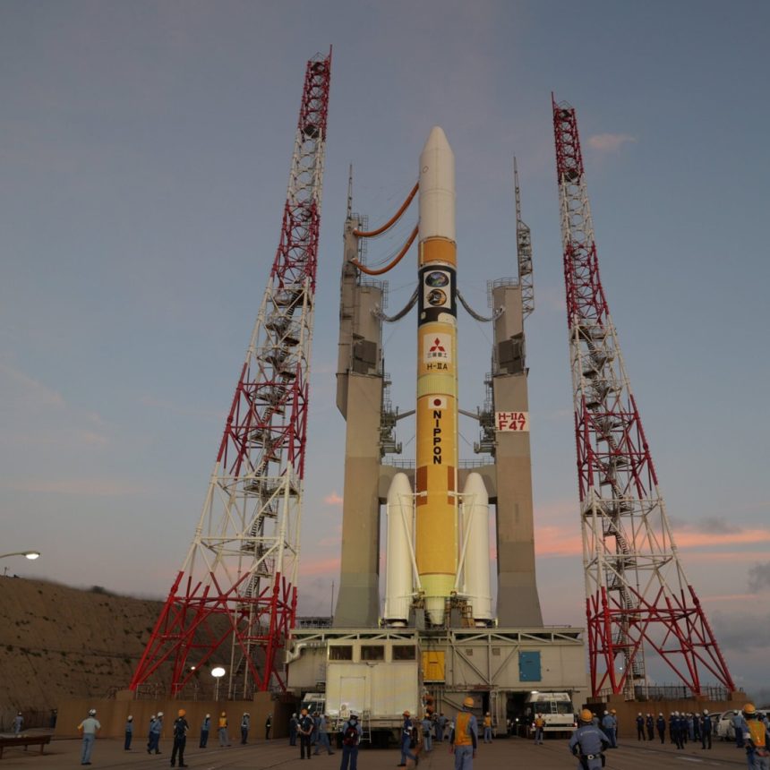 Japan JAXA successfully launches Lunar Mission
